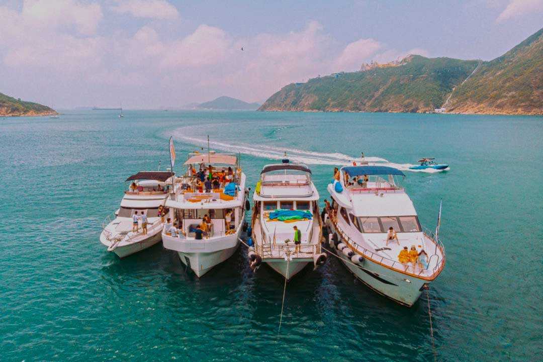 Party Boat Hong Kong and Luxury Yacht Rental HK: The Ultimate Lifestyle Guide